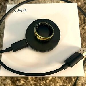 Smooth gold Oura ring